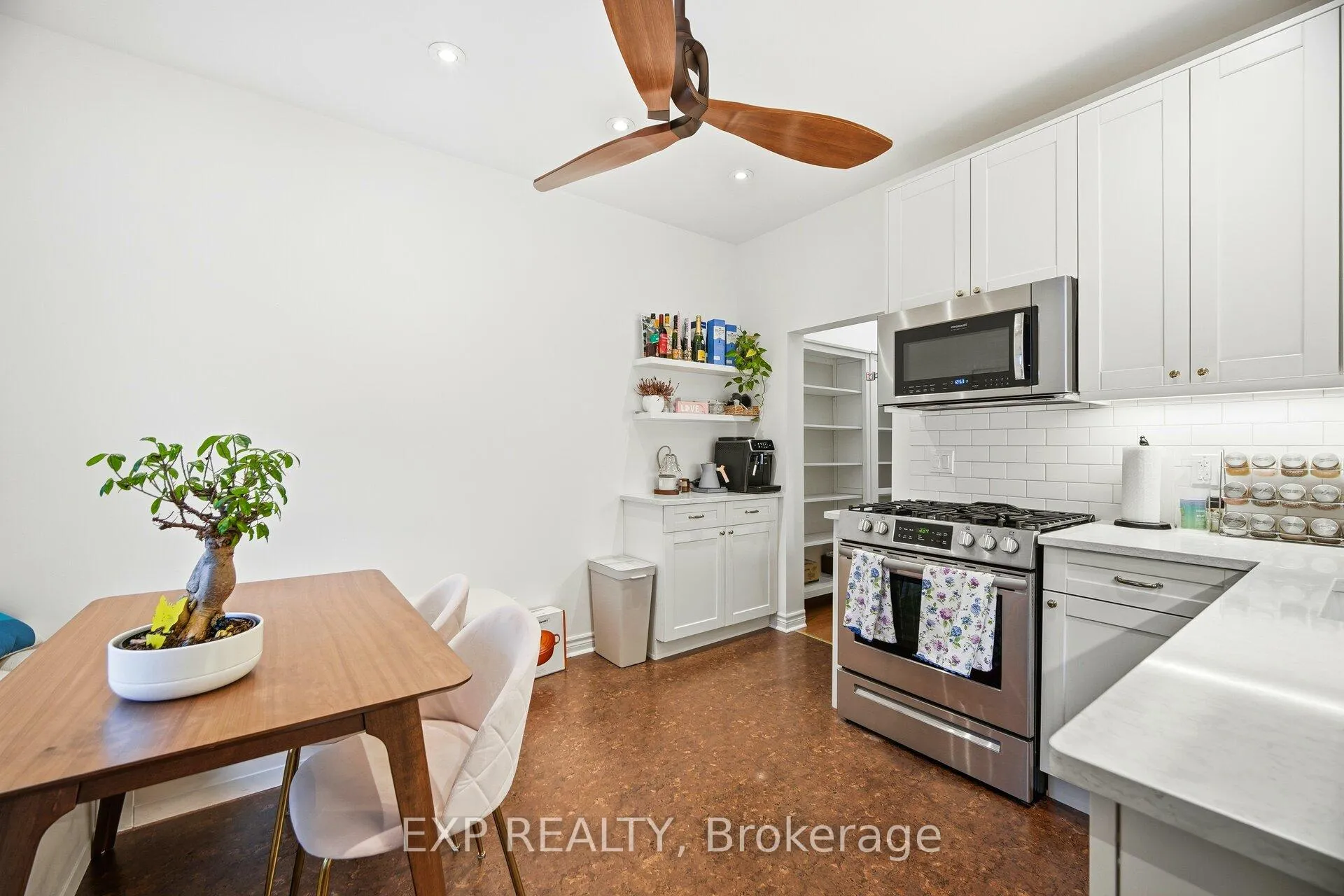 Photo 10 of Unit A, 402 Woodfield Road, Toronto, Greenwood-Coxwell — HOMEH