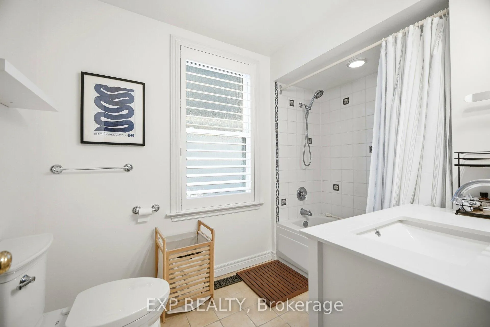 Photo 15 of Unit A, 402 Woodfield Road, Toronto, Greenwood-Coxwell — HOMEH