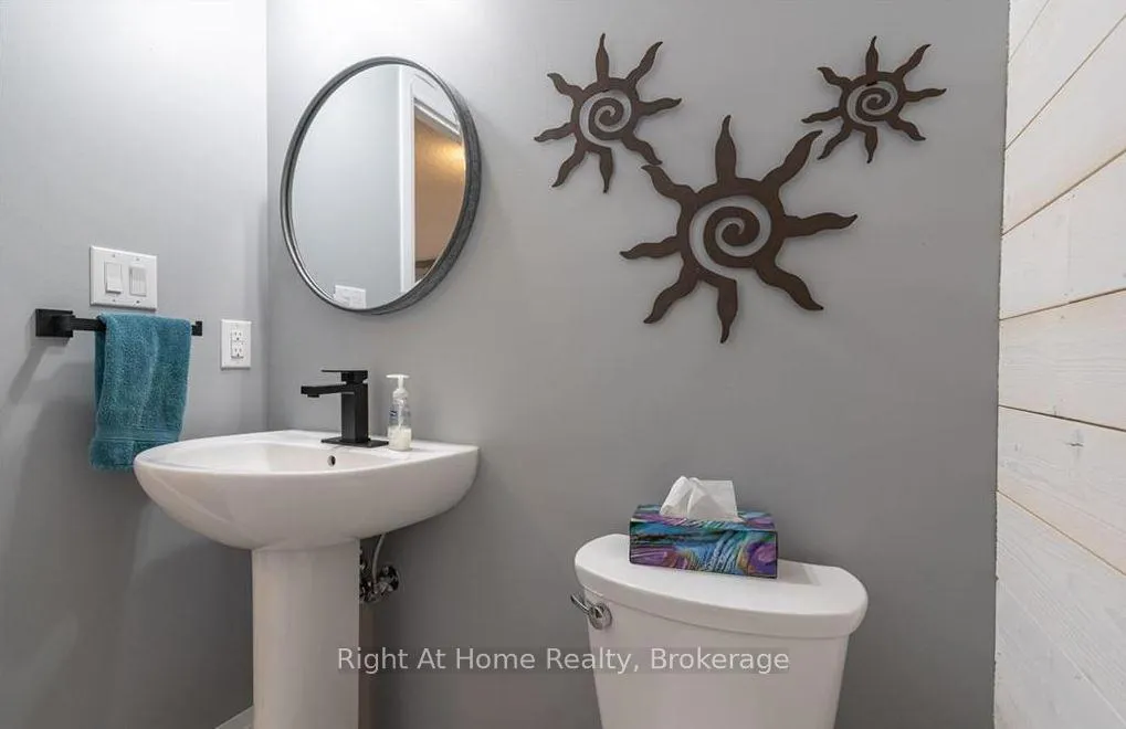 Photo 19 of 11 Ridgemount Street, Kitchener — HOMEH