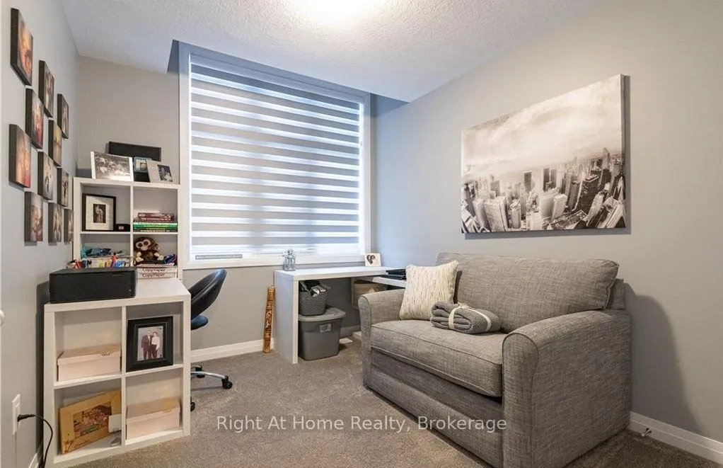 Photo 21 of 11 Ridgemount Street, Kitchener — HOMEH