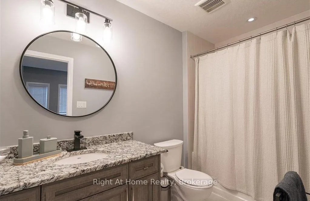 Photo 25 of 11 Ridgemount Street, Kitchener — HOMEH