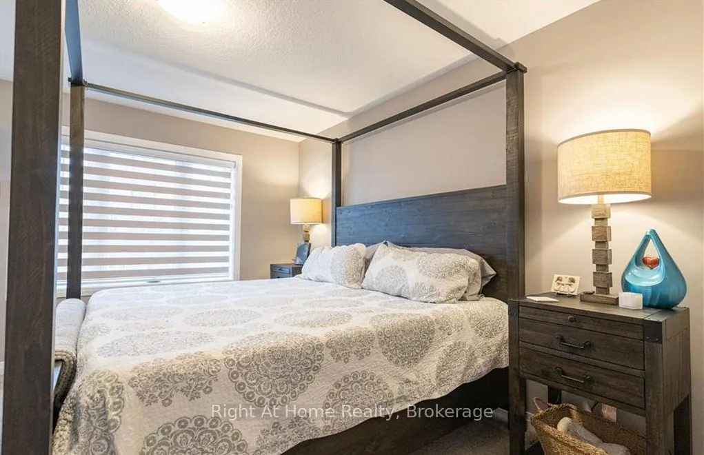 Photo 27 of 11 Ridgemount Street, Kitchener — HOMEH