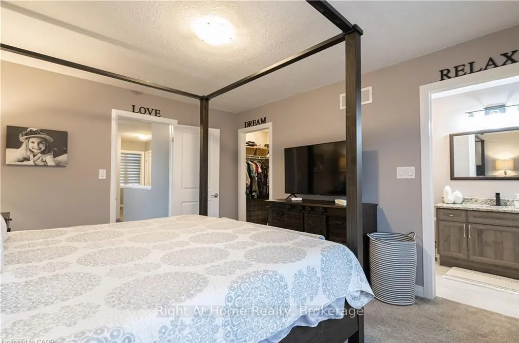 Photo 29 of 11 Ridgemount Street, Kitchener — HOMEH