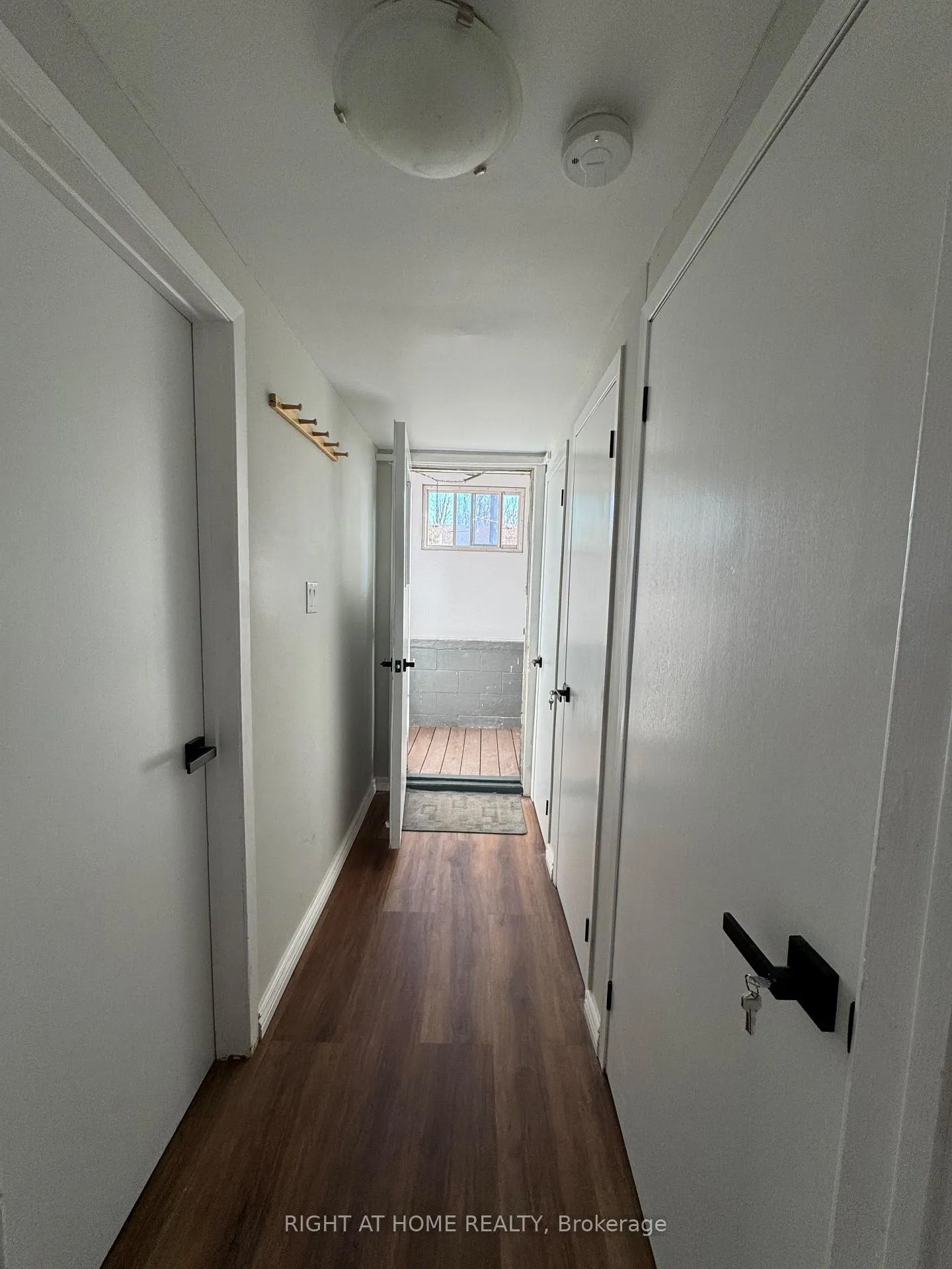 Photo 3 of 219 Steel Street, Barrie, Codrington — HOMEH