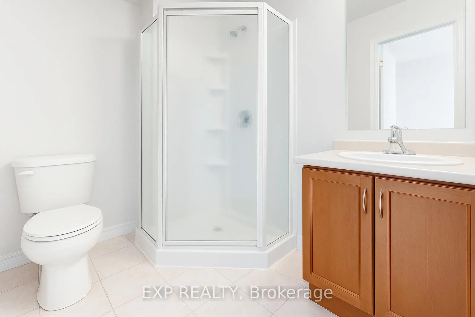 Photo 12 of Unit Upper, 1000 Copper Leaf Crescent, Kitchener — HOMEH