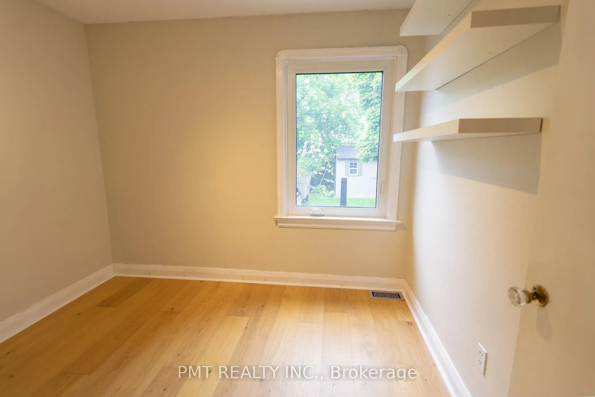 Photo 10 of 15 Dalecrest Drive, Toronto, O'Connor-Parkview — HOMEH