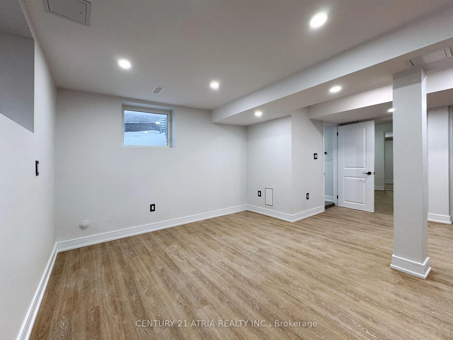 Photo 1 of Unit A, 580 Strouds Lane, Pickering, Amberlea — HOMEH