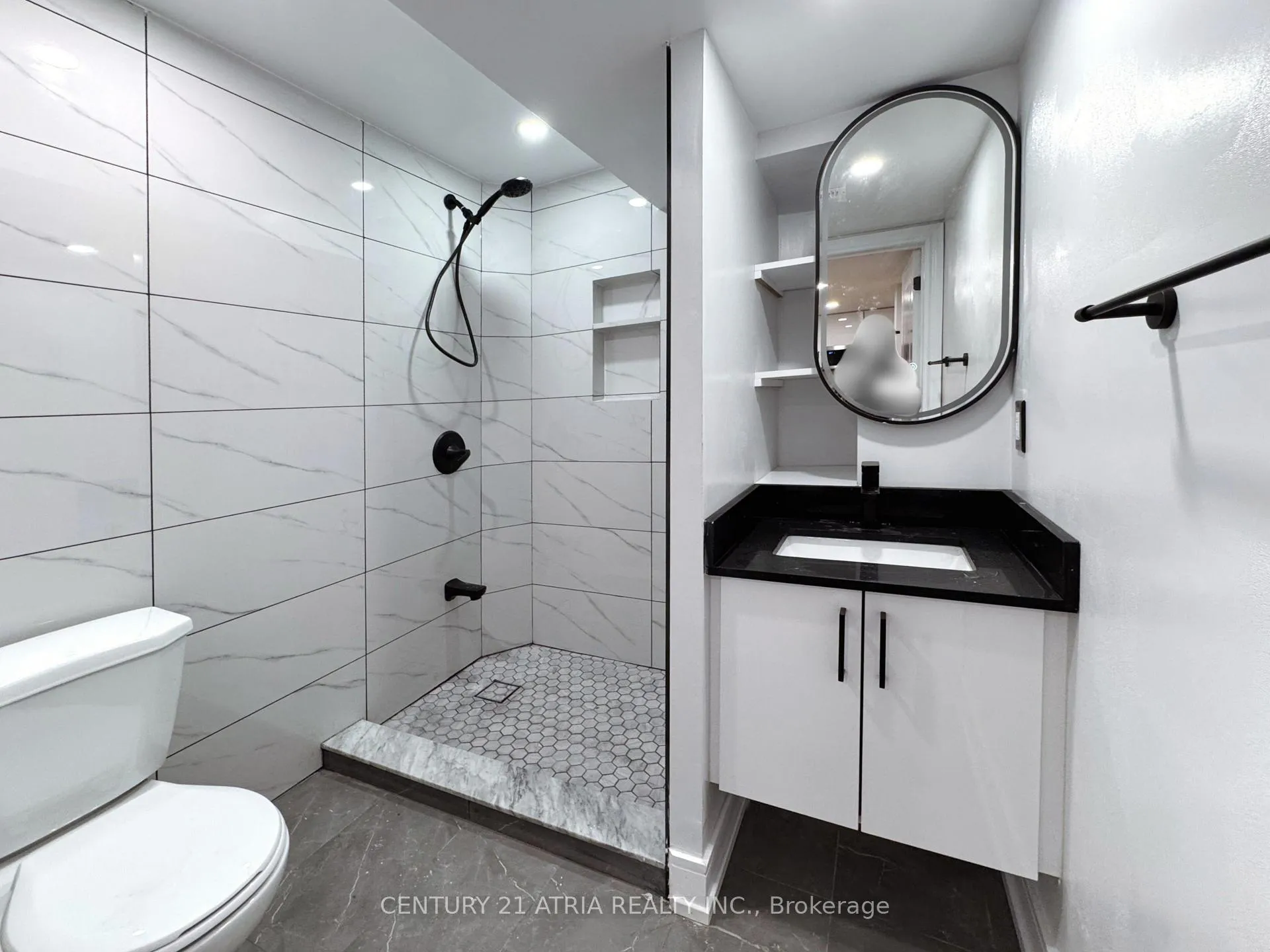 Photo 5 of Unit A, 580 Strouds Lane, Pickering, Amberlea — HOMEH
