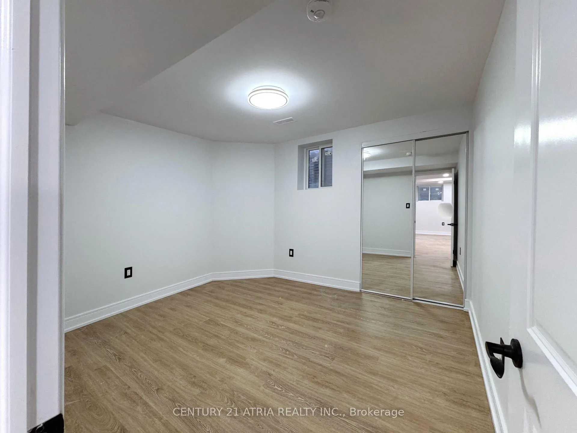 Photo 8 of Unit A, 580 Strouds Lane, Pickering, Amberlea — HOMEH