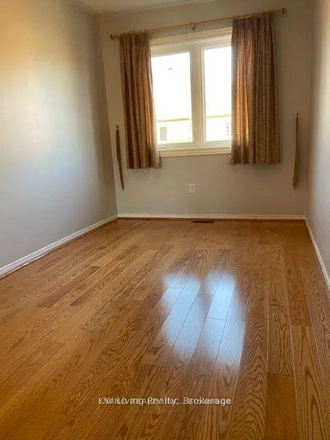 Photo 10 of 123 Galleria Parkway, Markham, Commerce Valley — HOMEH