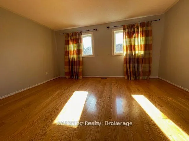 Photo 12 of 123 Galleria Parkway, Markham, Commerce Valley — HOMEH
