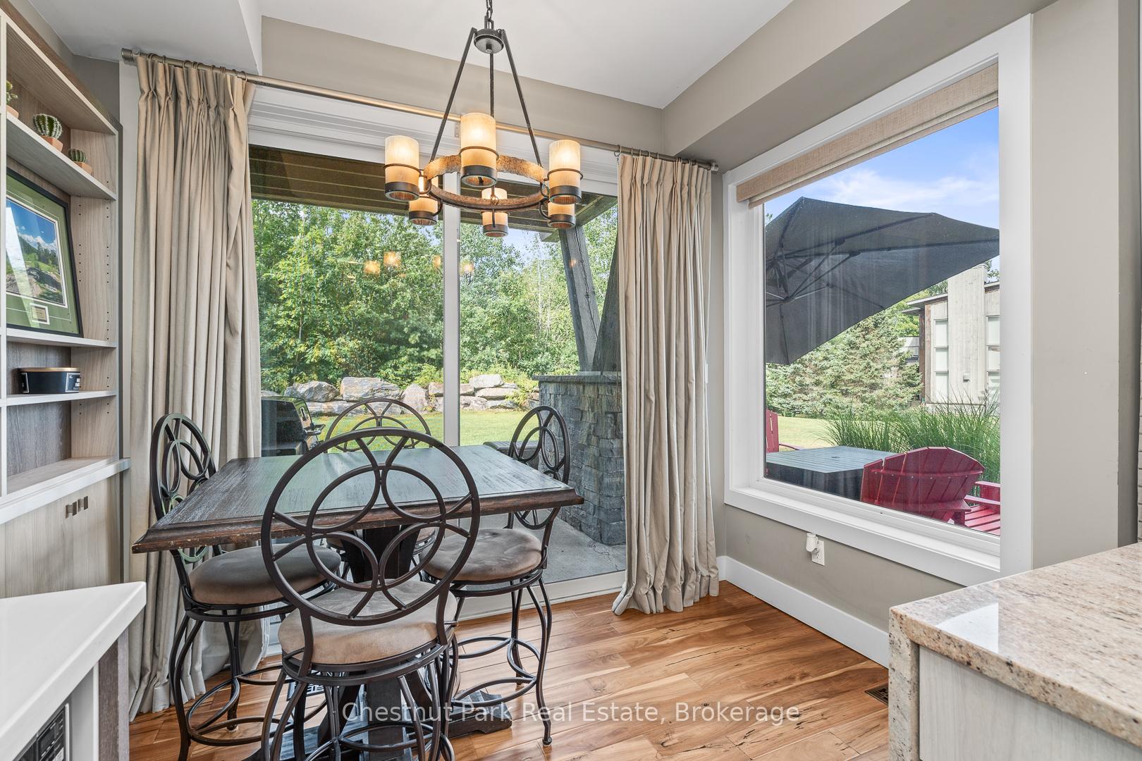 Photo 12 of 34 Carrick Trail, Gravenhurst, Muskoka (S) — HOMEH