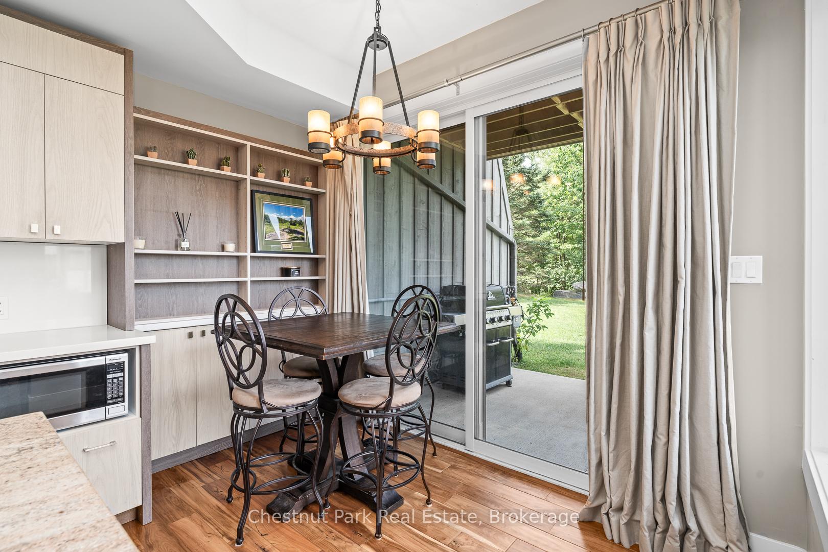 Photo 13 of 34 Carrick Trail, Gravenhurst, Muskoka (S) — HOMEH