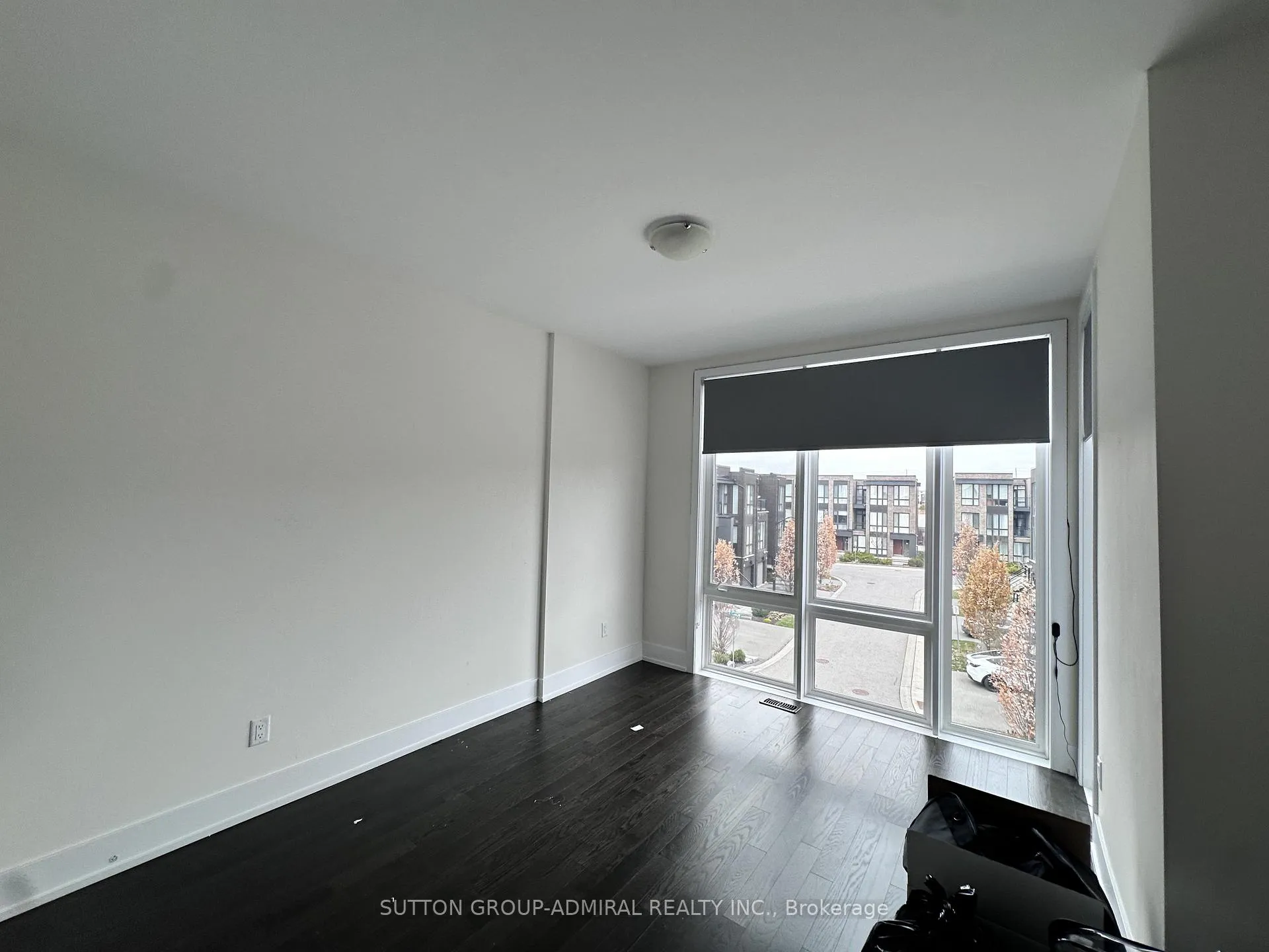 Photo 9 of 14 Allerton Road, Vaughan, Patterson — HOMEH