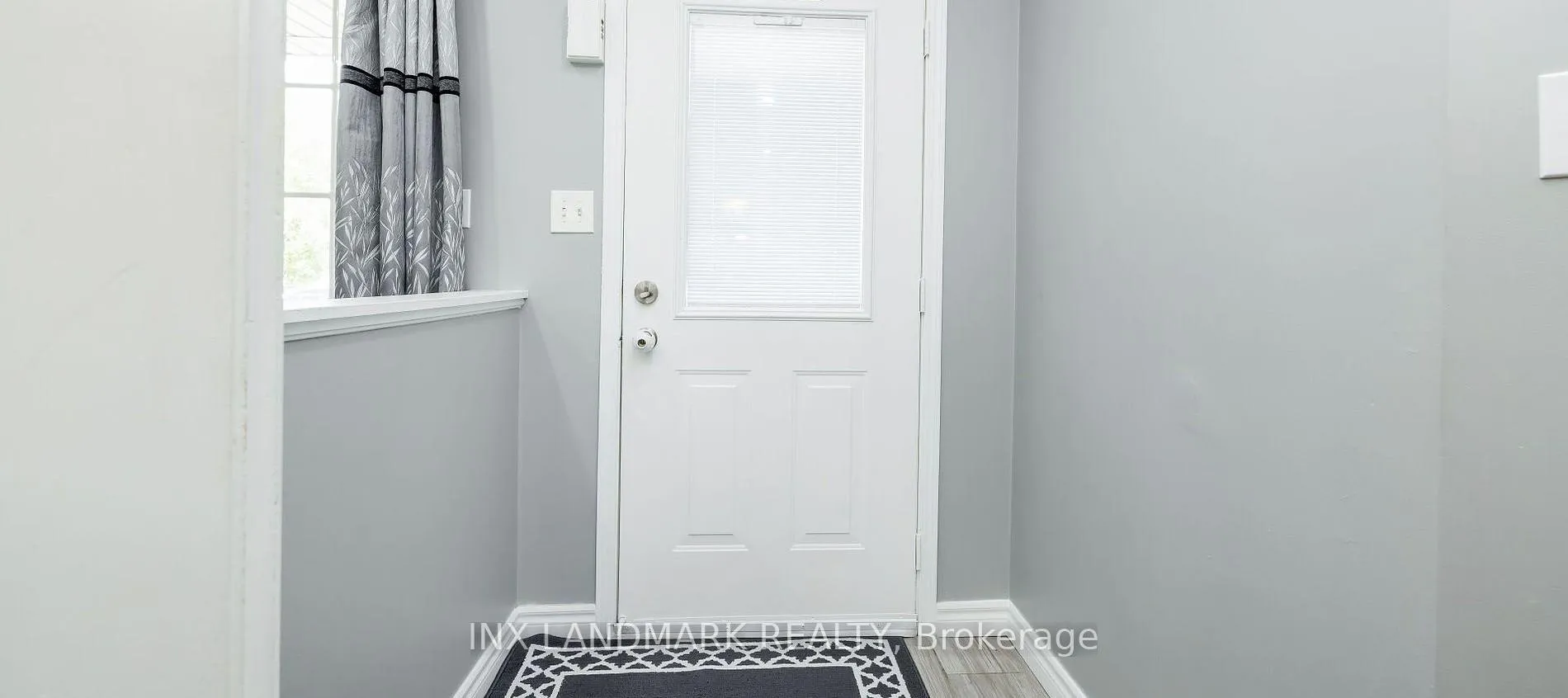 Photo 3 of 1875 Dalhousie Crescent, Oshawa, Samac — HOMEH