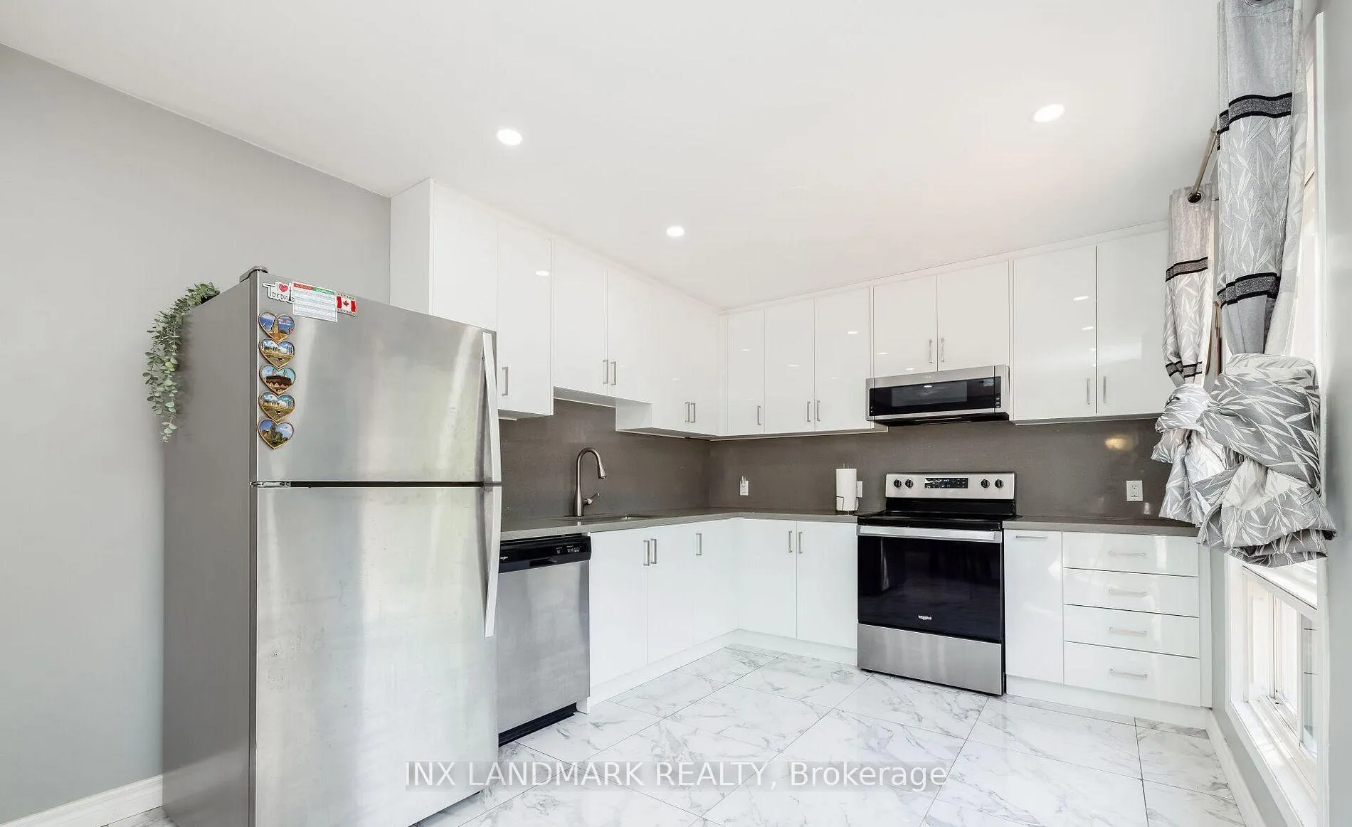 Photo 10 of 1875 Dalhousie Crescent, Oshawa, Samac — HOMEH