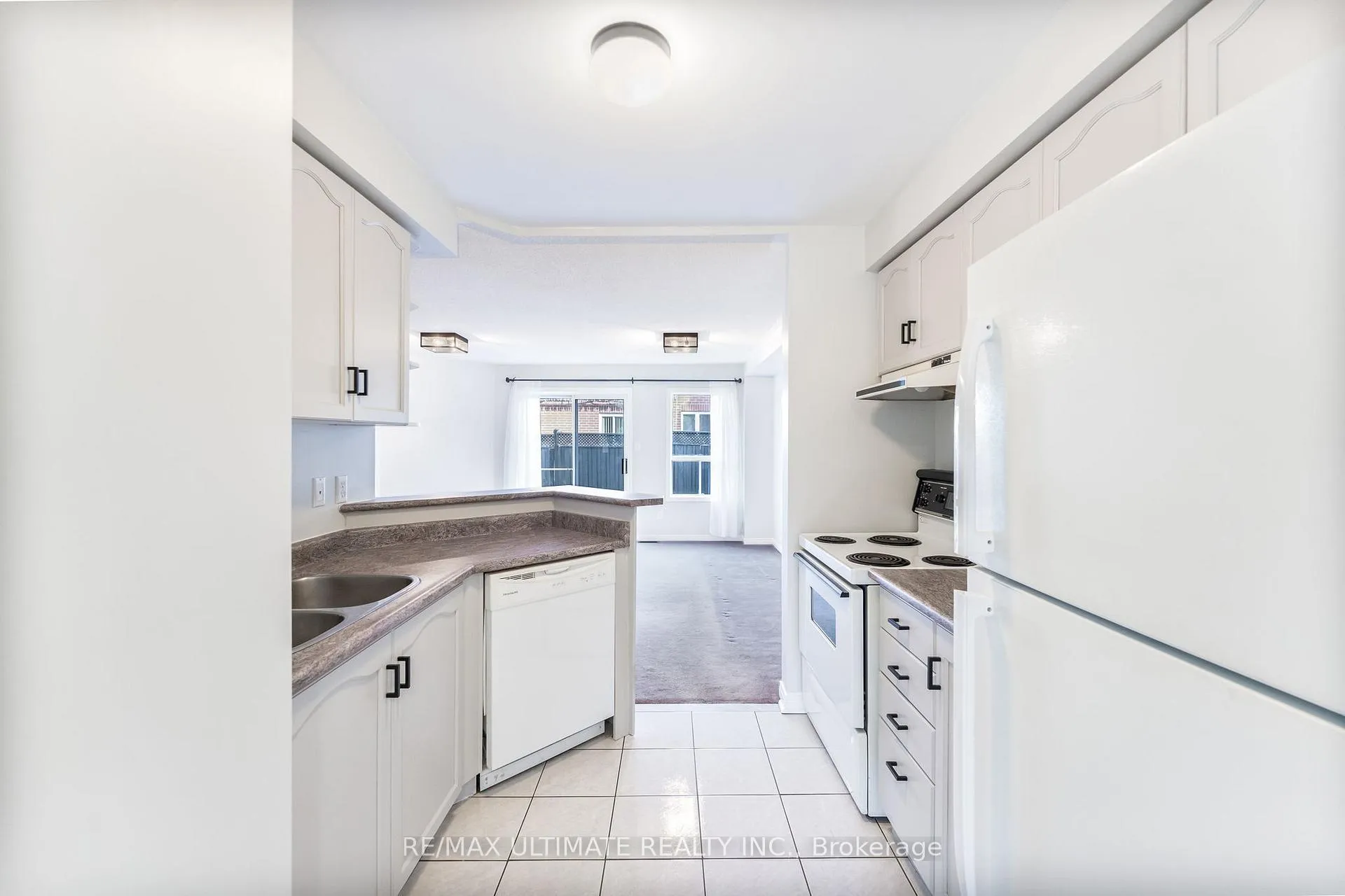 Photo 5 of 36 Bowler Street, Aurora, Bayview Wellington — HOMEH