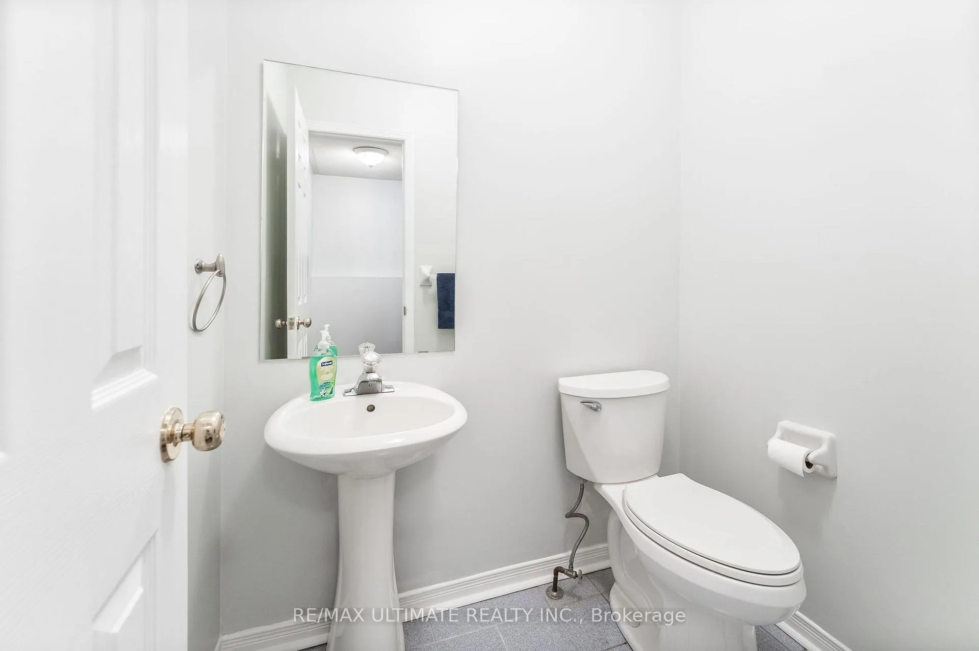 Photo 10 of 36 Bowler Street, Aurora, Bayview Wellington — HOMEH