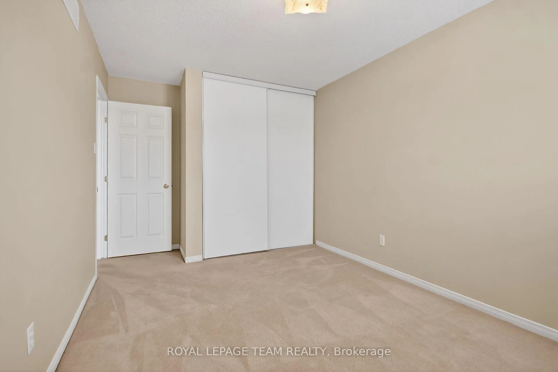 Photo 22 of 35 Upney Drive, Ottawa, Barrhaven - Longfields — HOMEH