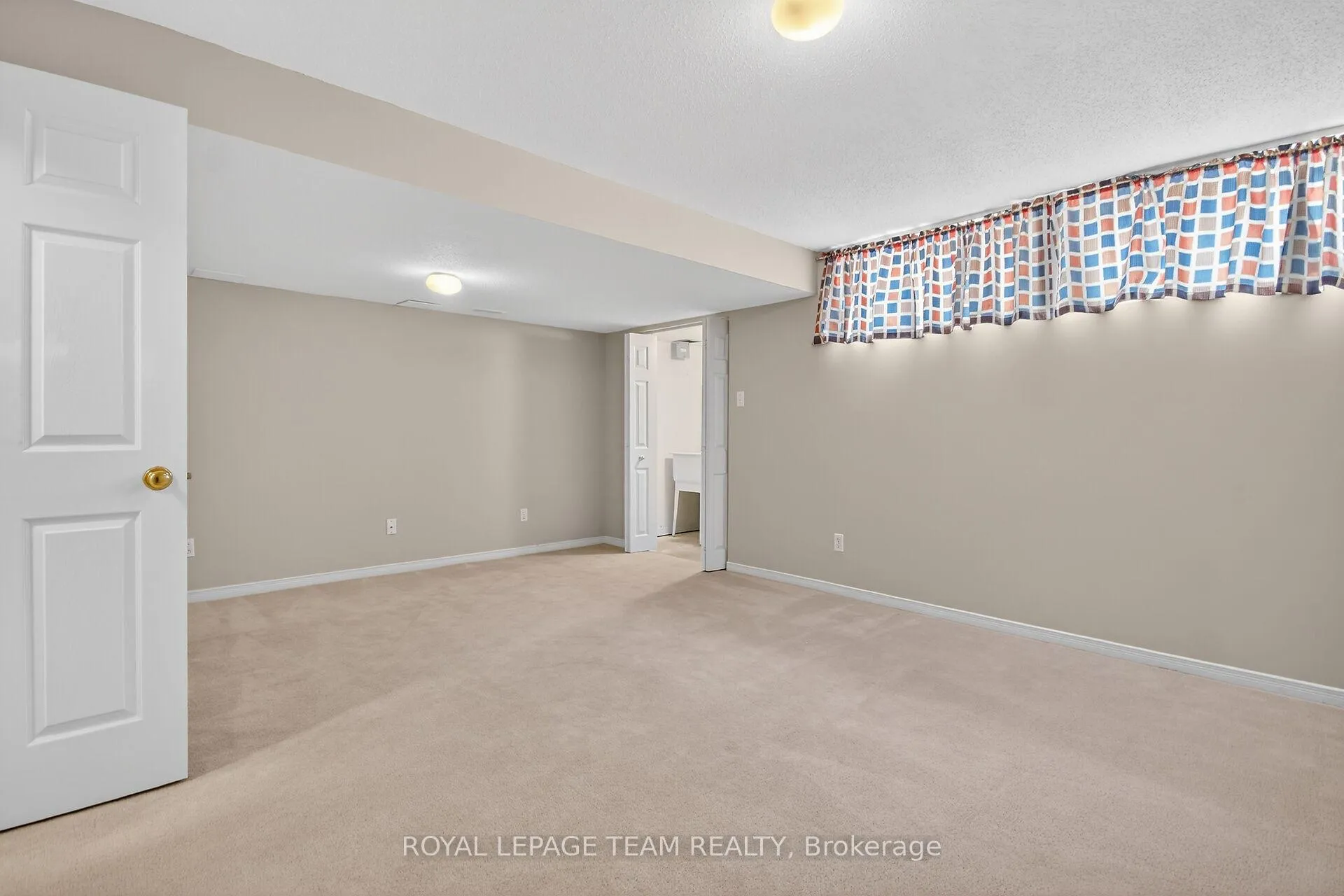 Photo 26 of 35 Upney Drive, Ottawa, Barrhaven - Longfields — HOMEH