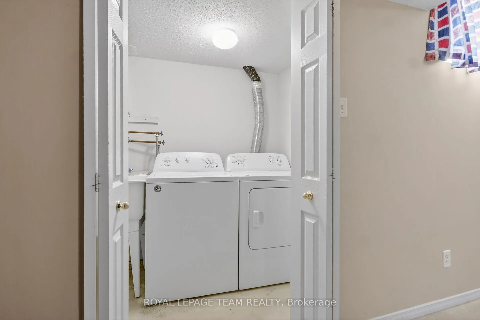 Photo 30 of 35 Upney Drive, Ottawa, Barrhaven - Longfields — HOMEH