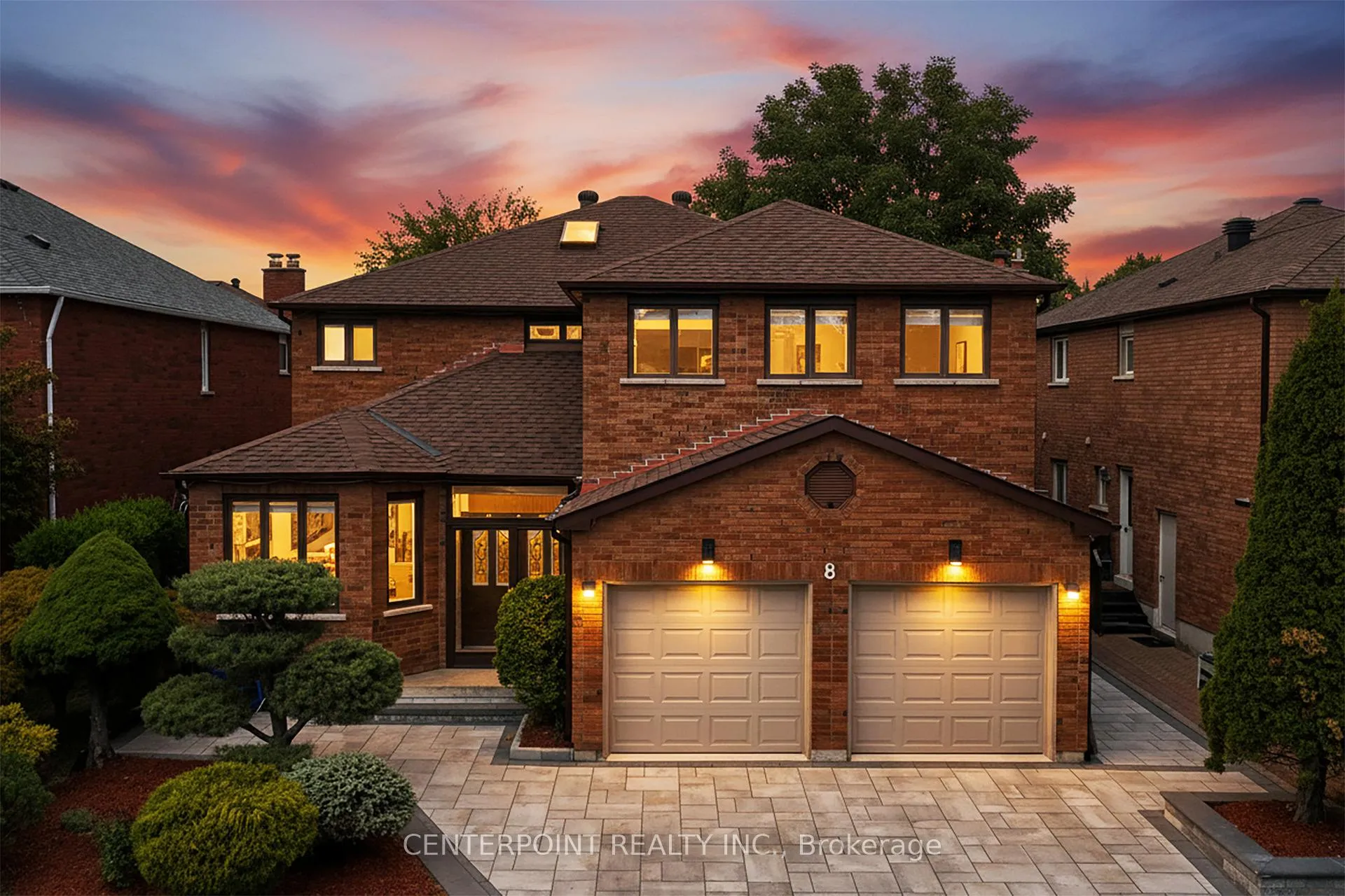 Photo 1 of 8 Woodlawn Road, Markham, Unionville — HOMEH
