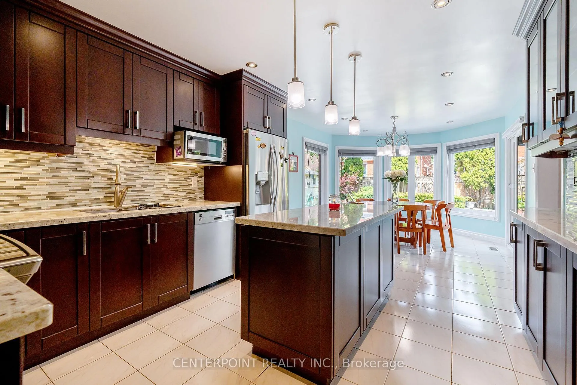 Photo 14 of 8 Woodlawn Road, Markham, Unionville — HOMEH