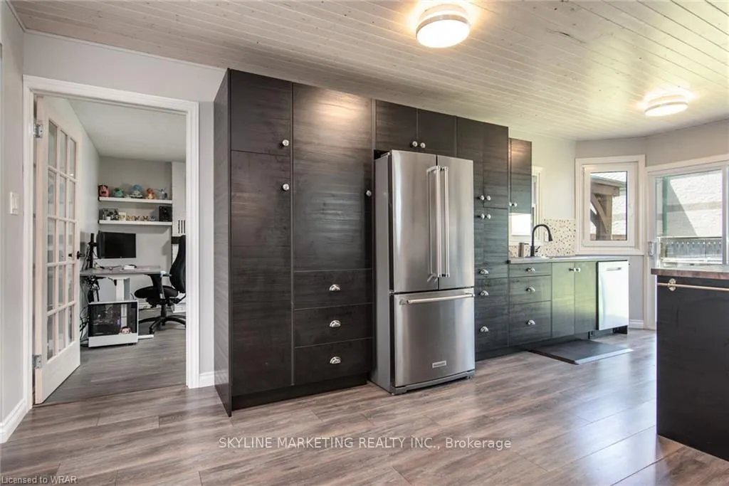 Photo 9 of 17 Oneida Place, Kitchener — HOMEH