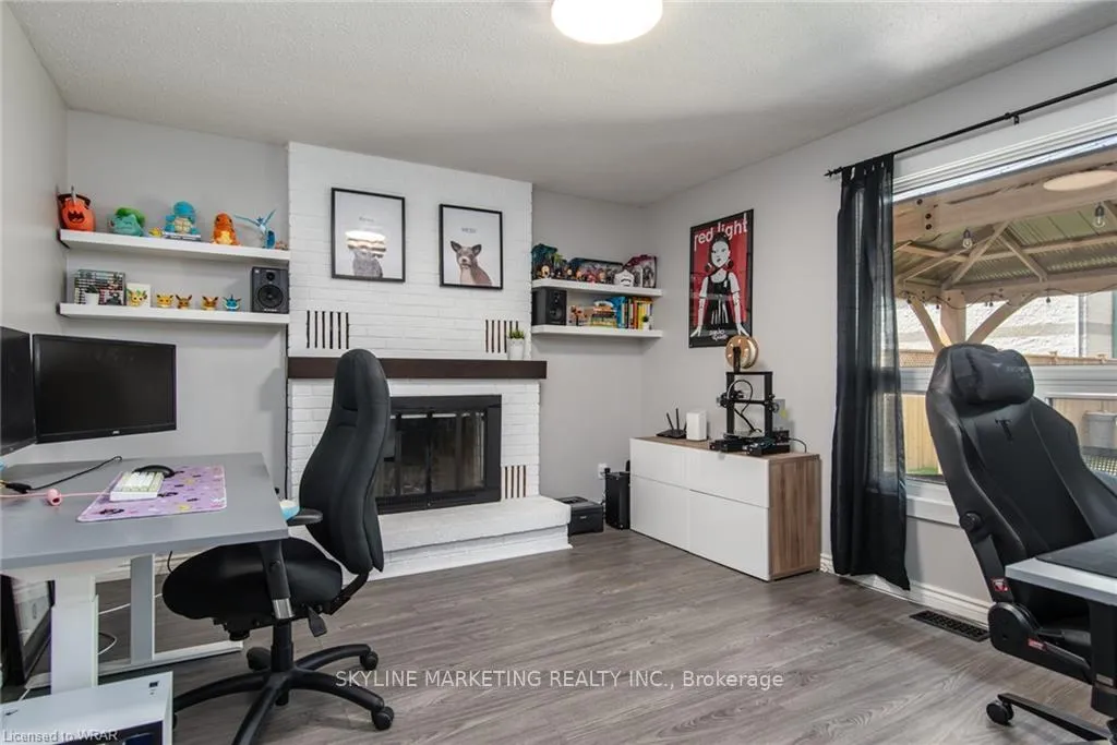 Photo 16 of 17 Oneida Place, Kitchener — HOMEH