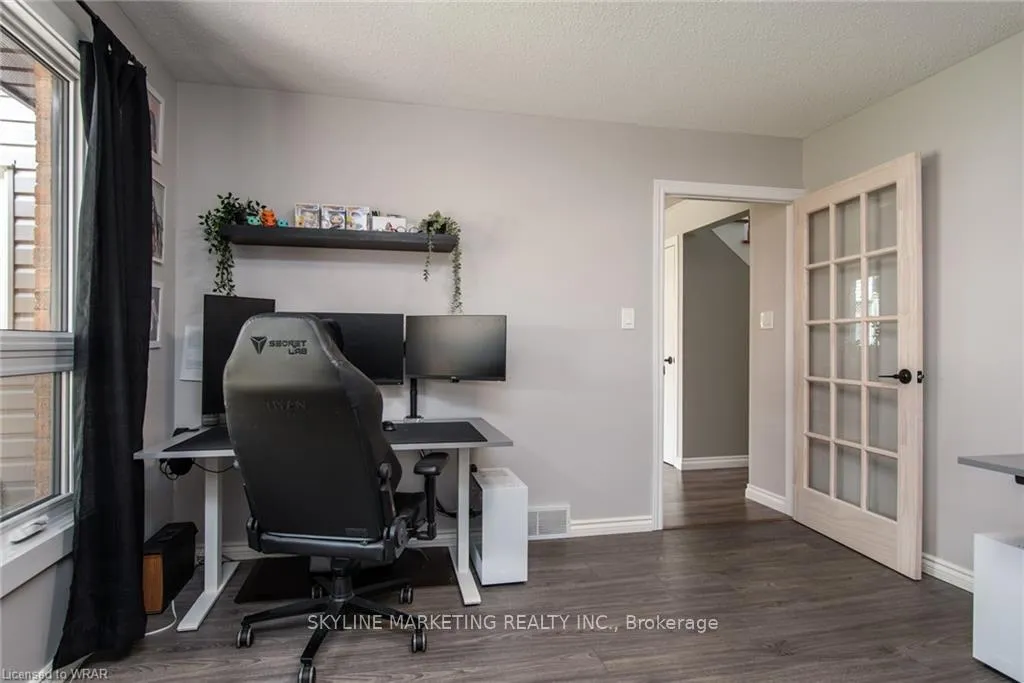 Photo 17 of 17 Oneida Place, Kitchener — HOMEH