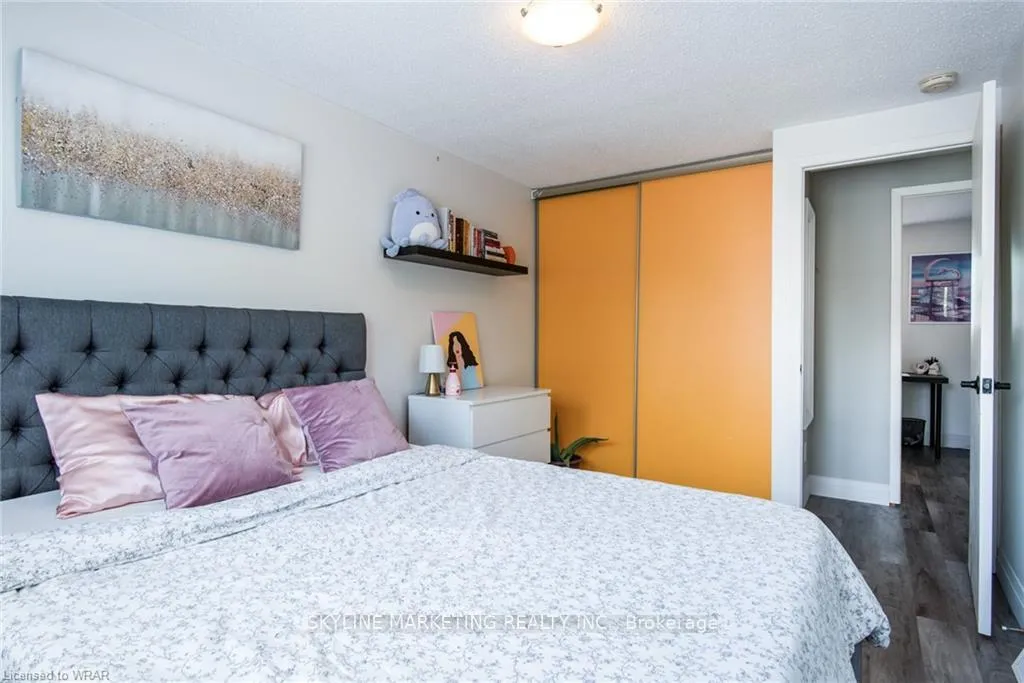 Photo 24 of 17 Oneida Place, Kitchener — HOMEH