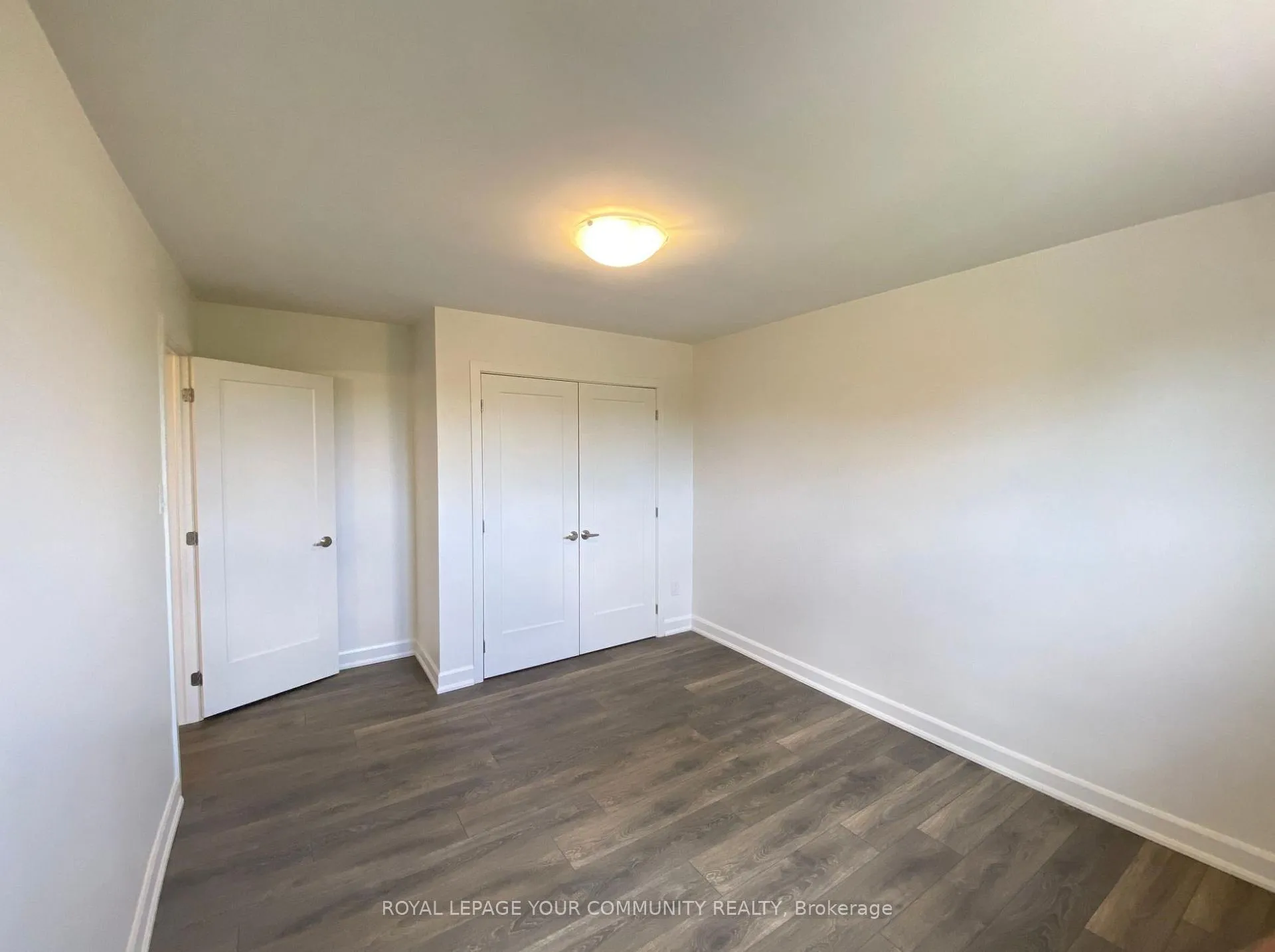Photo 13 of Unit Upper Lvl, 35 Raymond Road, Vaughan, West Woodbridge — HOMEH