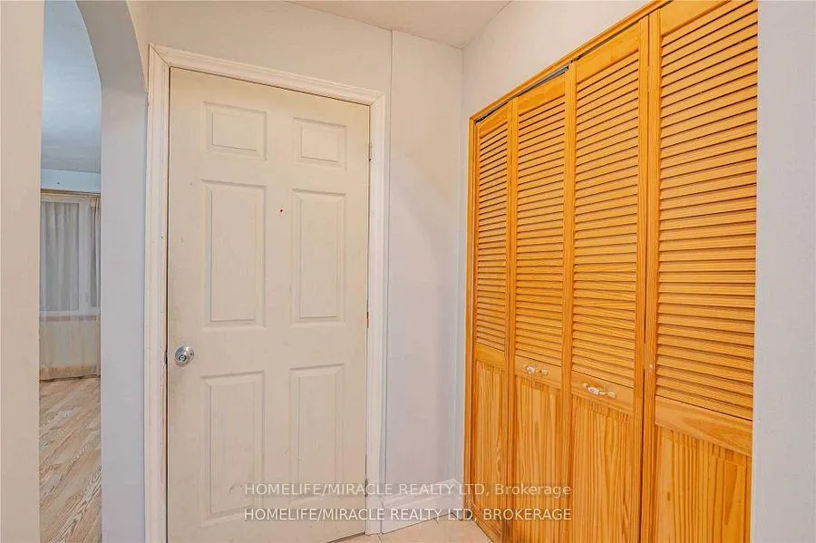 Photo 6 of 641A Silverbirch Road, Waterloo, Lakeshore Village — HOMEH