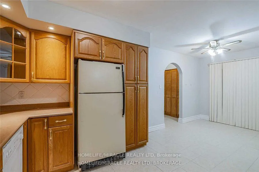 Photo 13 of 641A Silverbirch Road, Waterloo, Lakeshore Village — HOMEH