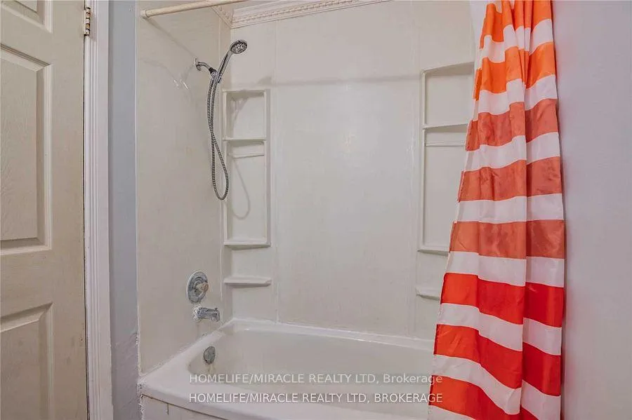 Photo 22 of 641A Silverbirch Road, Waterloo, Lakeshore Village — HOMEH