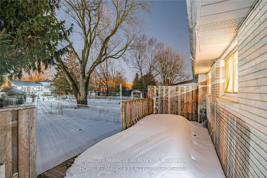Photo 23 of 641A Silverbirch Road, Waterloo, Lakeshore Village — HOMEH