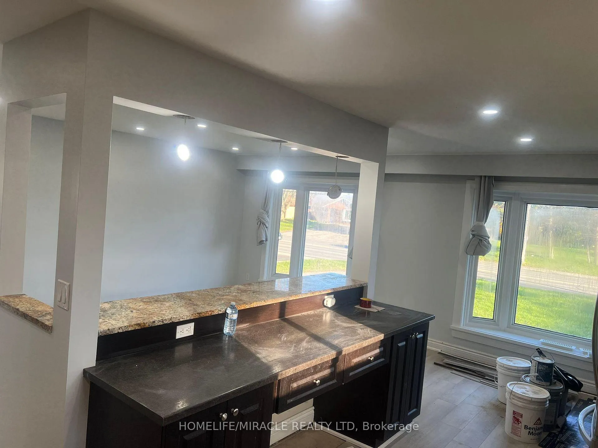 Photo 5 of 430 Rossland Road W, Oshawa, McLaughlin — HOMEH