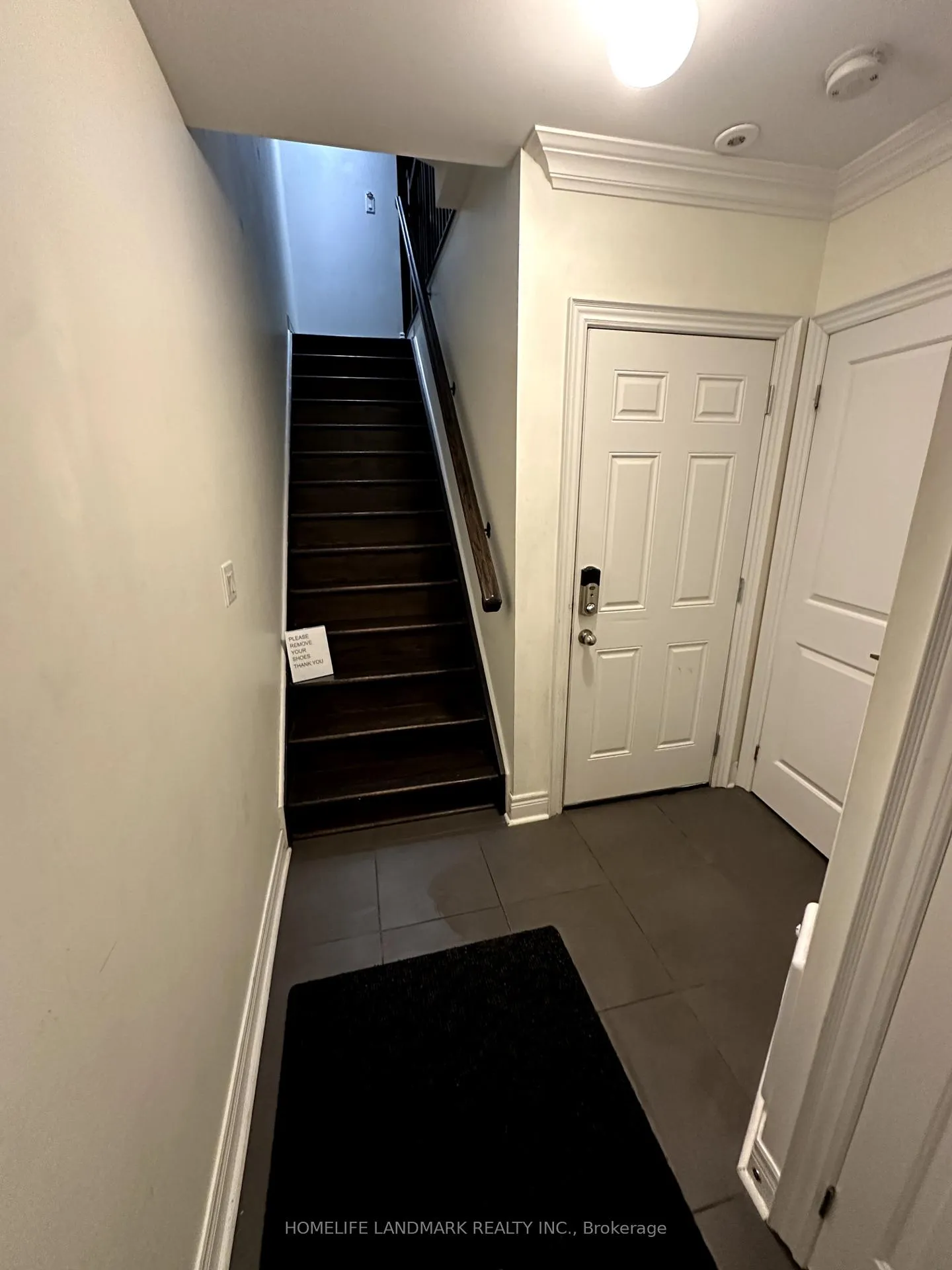 Photo 10 of 8303 Kipling Avenue, Vaughan, West Woodbridge — HOMEH