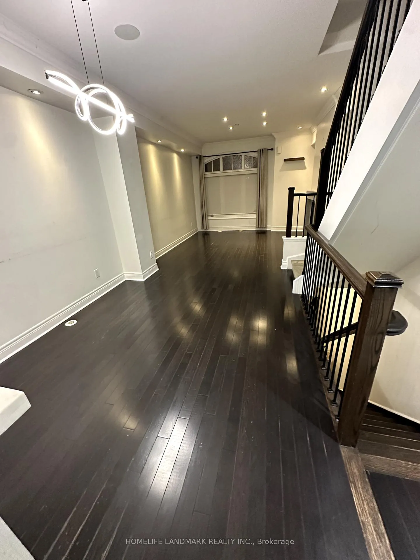Photo 13 of 8303 Kipling Avenue, Vaughan, West Woodbridge — HOMEH