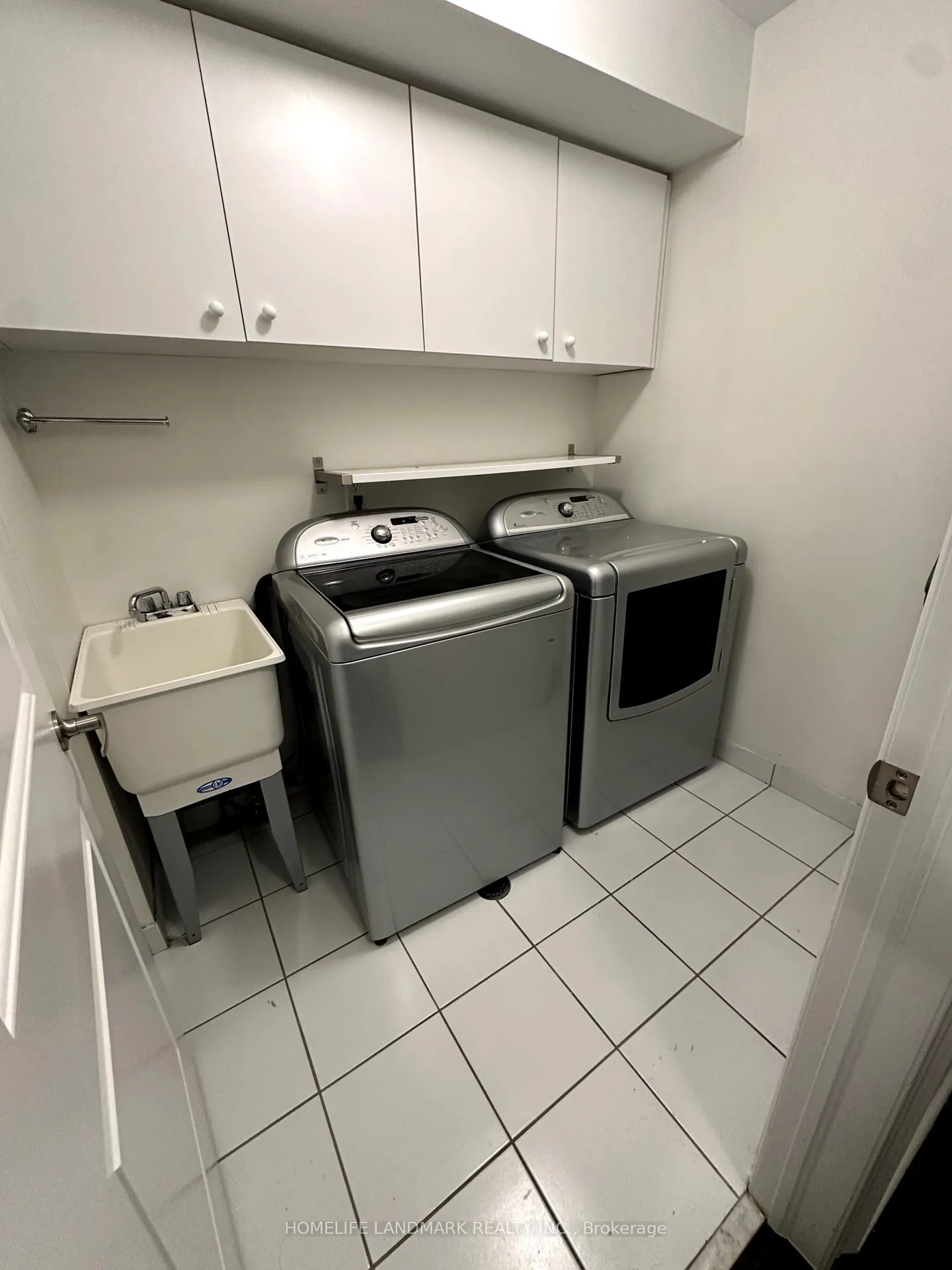 Photo 16 of 8303 Kipling Avenue, Vaughan, West Woodbridge — HOMEH