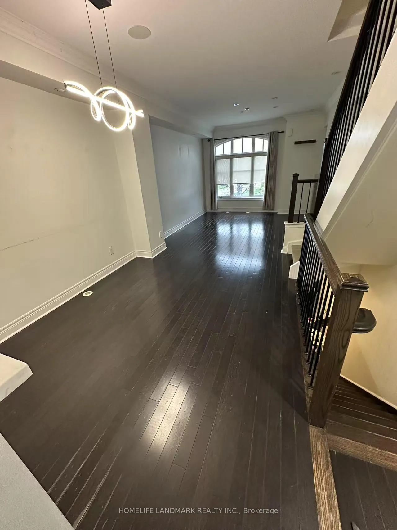 Photo 18 of 8303 Kipling Avenue, Vaughan, West Woodbridge — HOMEH