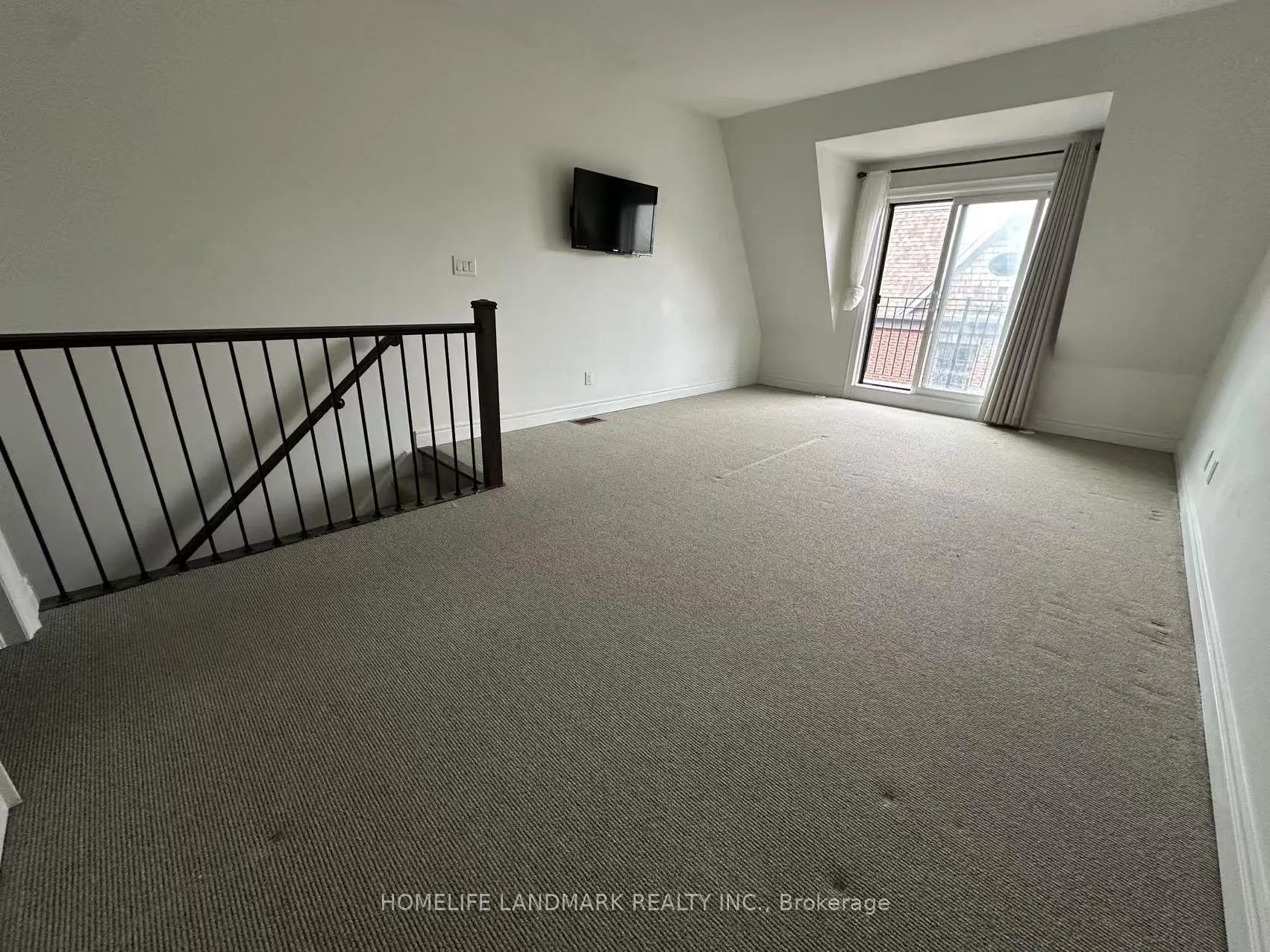 Photo 19 of 8303 Kipling Avenue, Vaughan, West Woodbridge — HOMEH