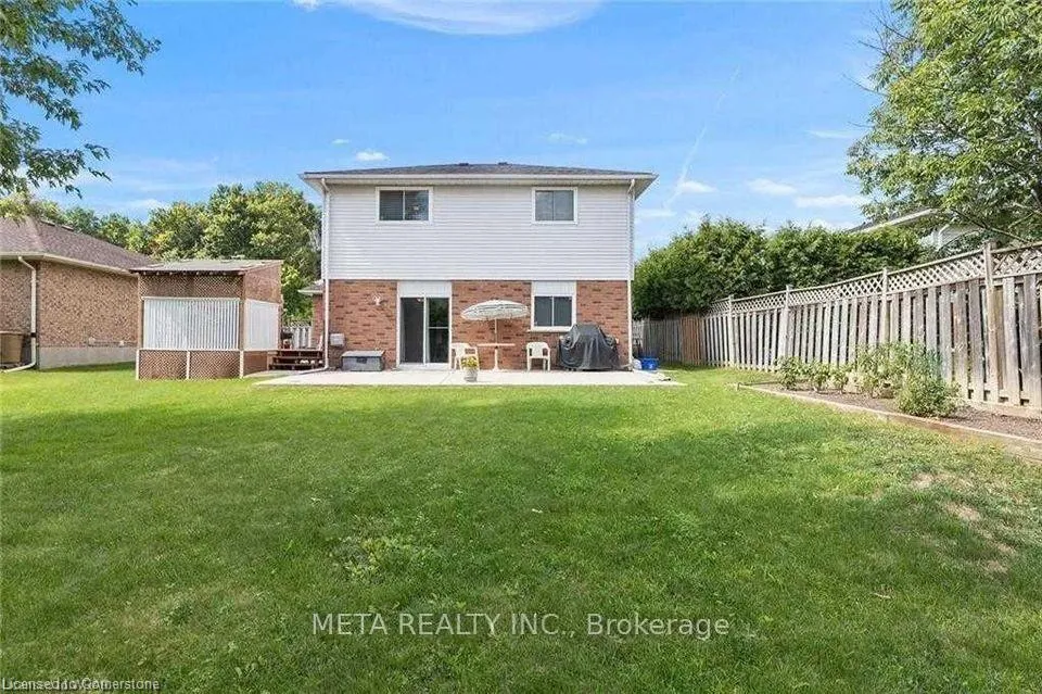 Photo 20 of 90 Penelope Drive W, Kitchener, Forest Heights — HOMEH