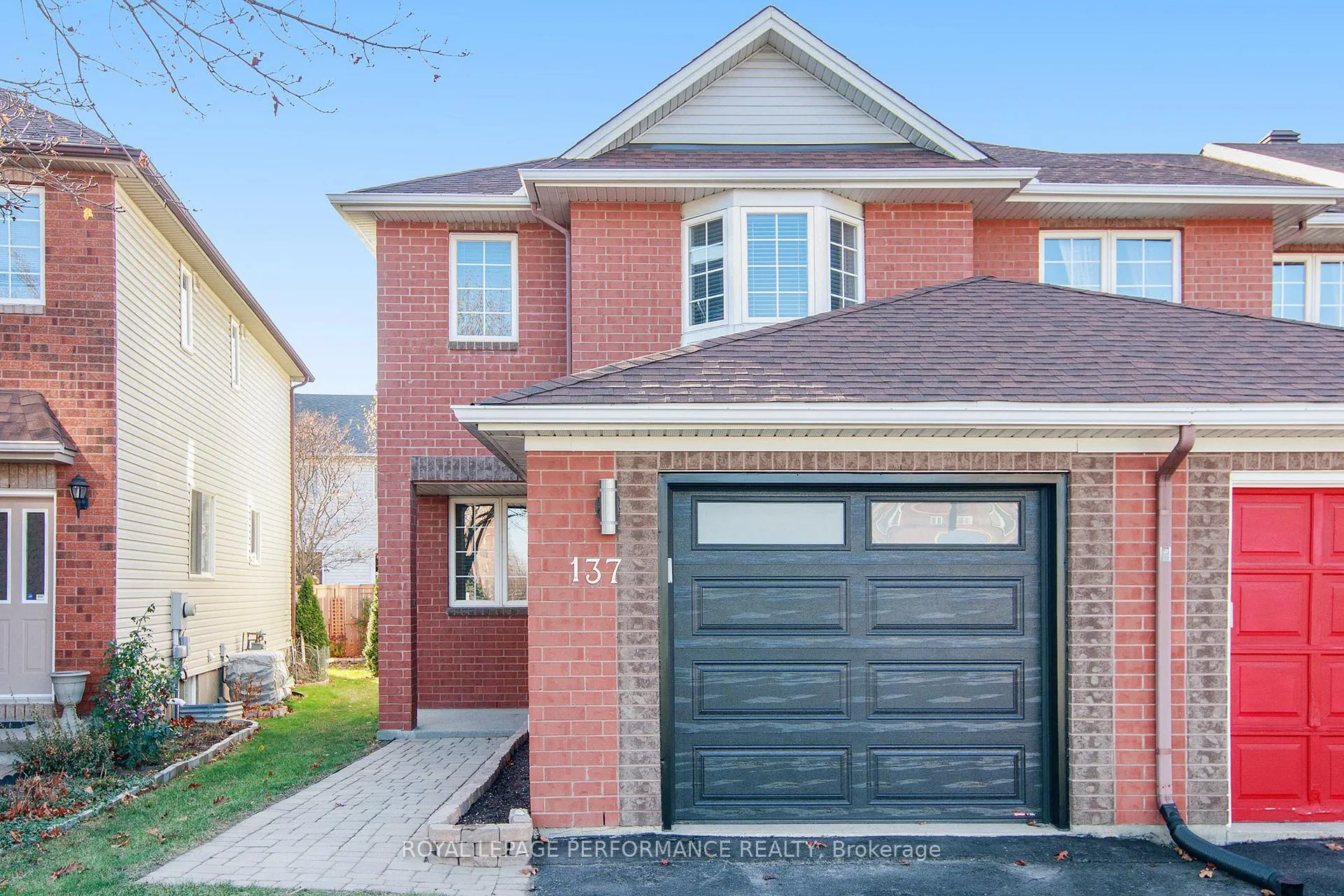 Photo 1 of 137 Central Park Drive, Ottawa, Central Park — HOMEH
