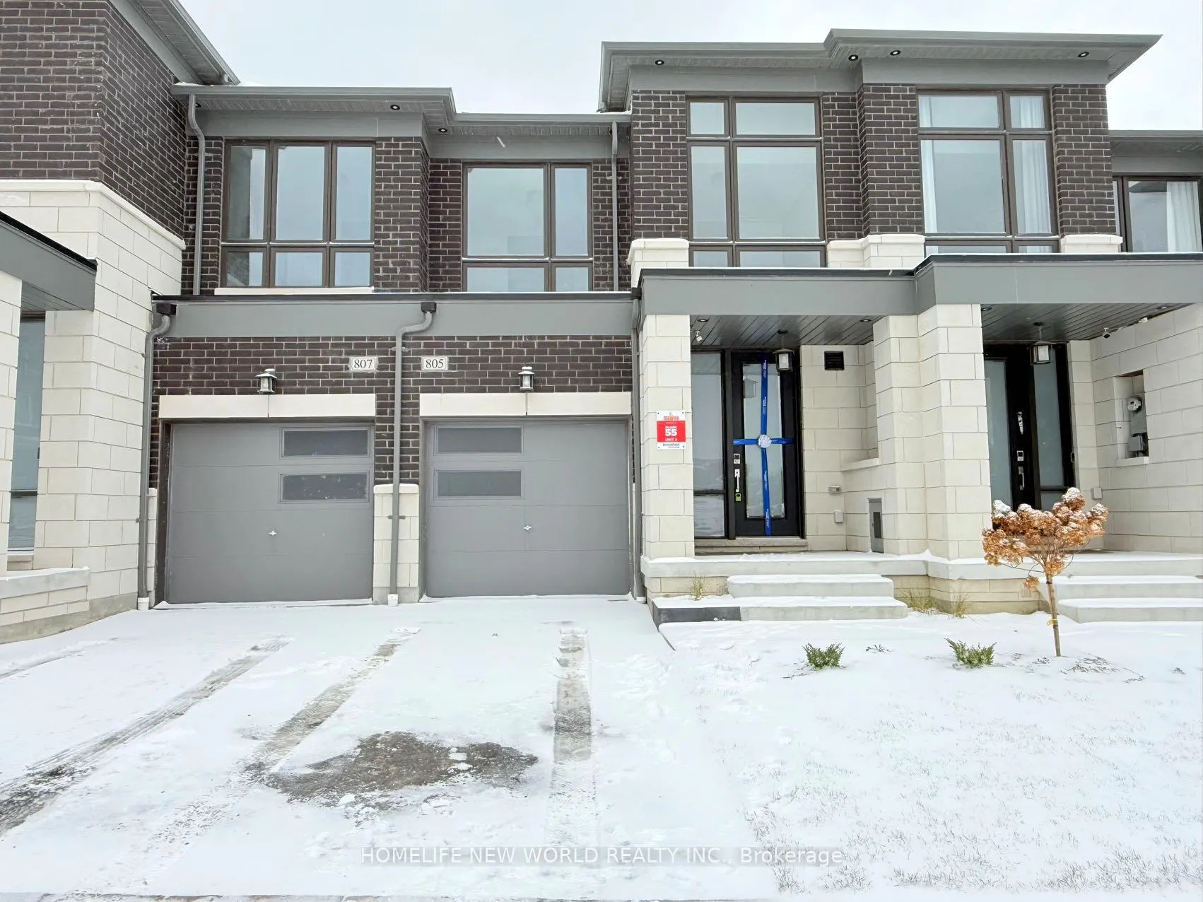 Photo 1 of 805 Smoothwater Lane, Pickering, Rural Pickering — HOMEH