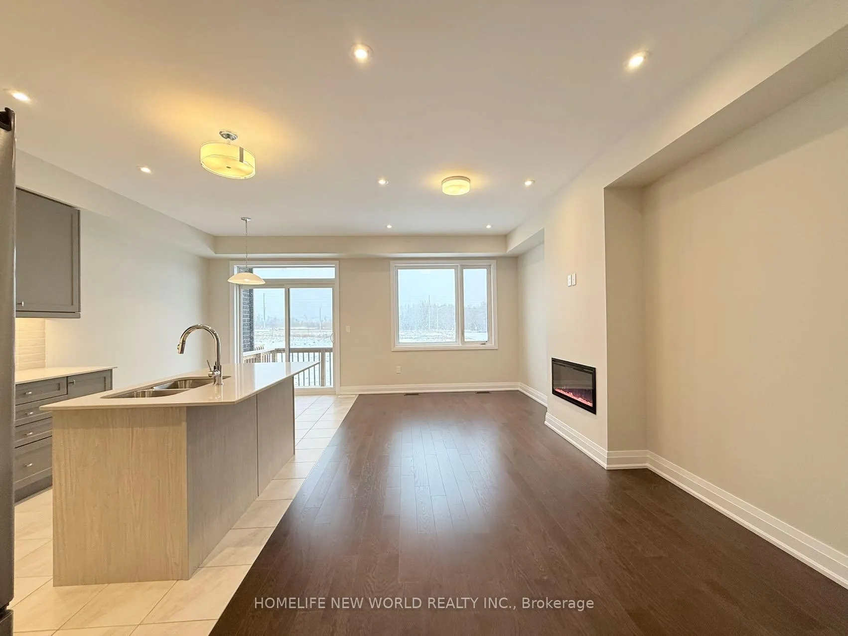 Photo 7 of 805 Smoothwater Lane, Pickering, Rural Pickering — HOMEH