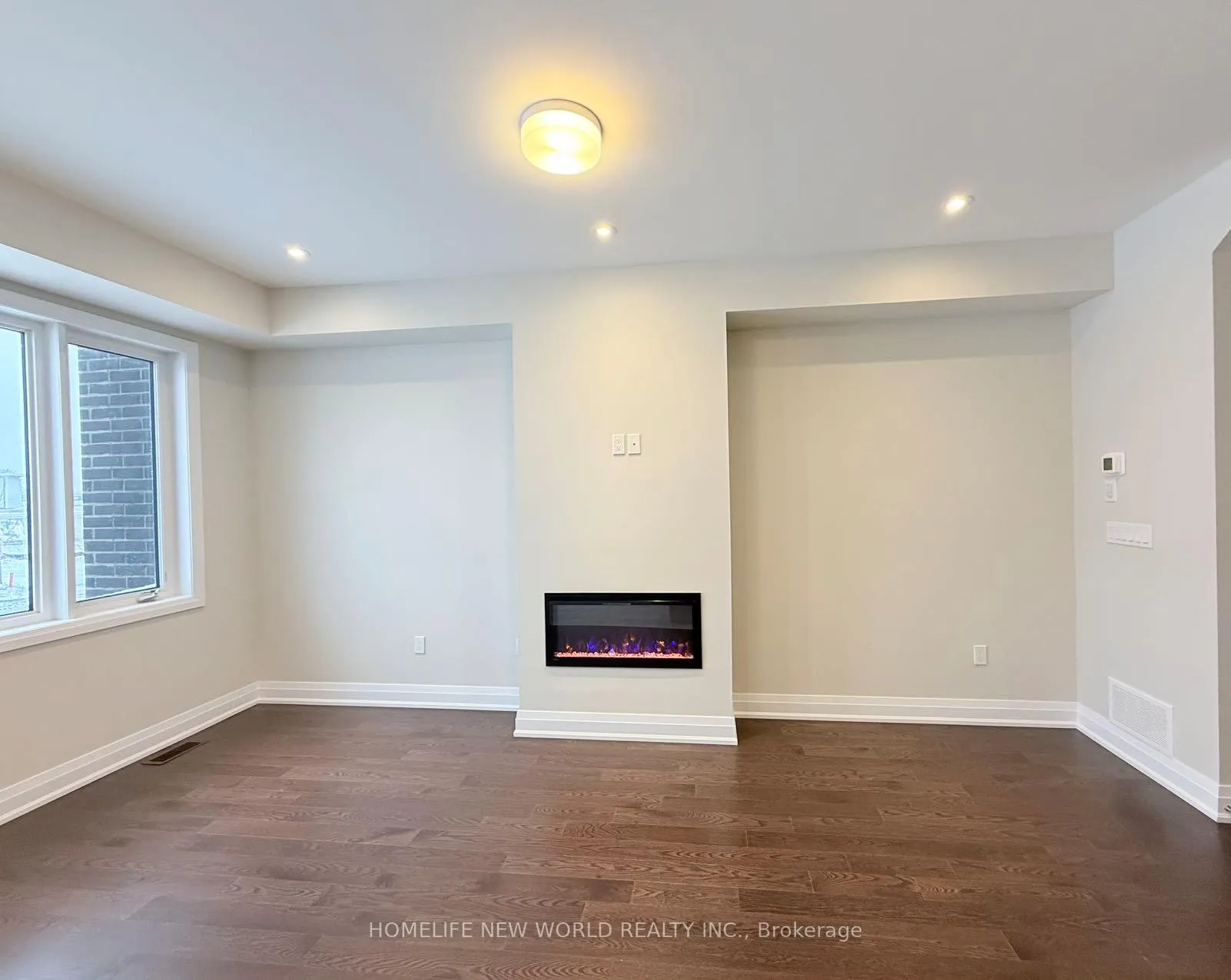 Photo 12 of 805 Smoothwater Lane, Pickering, Rural Pickering — HOMEH