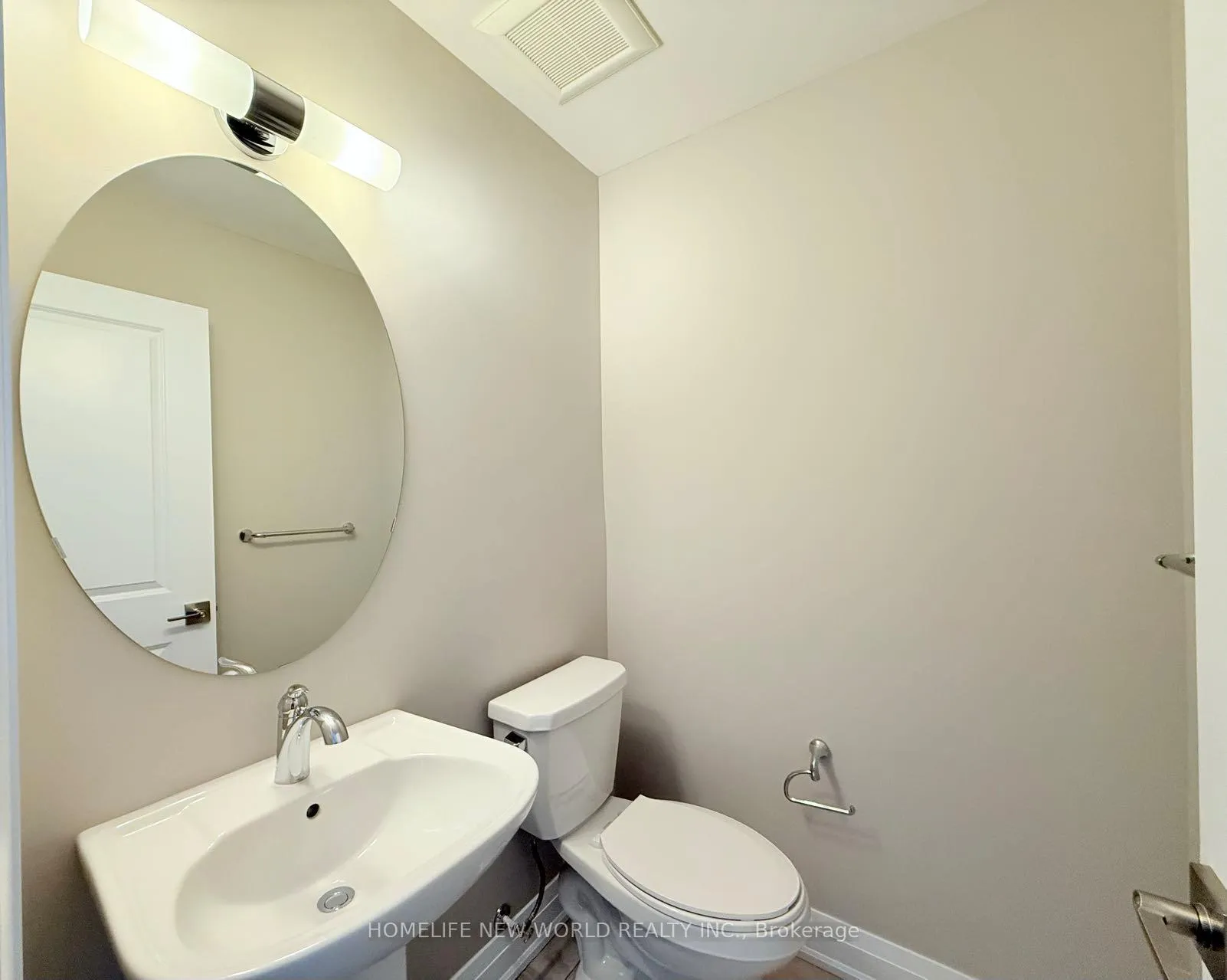 Photo 14 of 805 Smoothwater Lane, Pickering, Rural Pickering — HOMEH