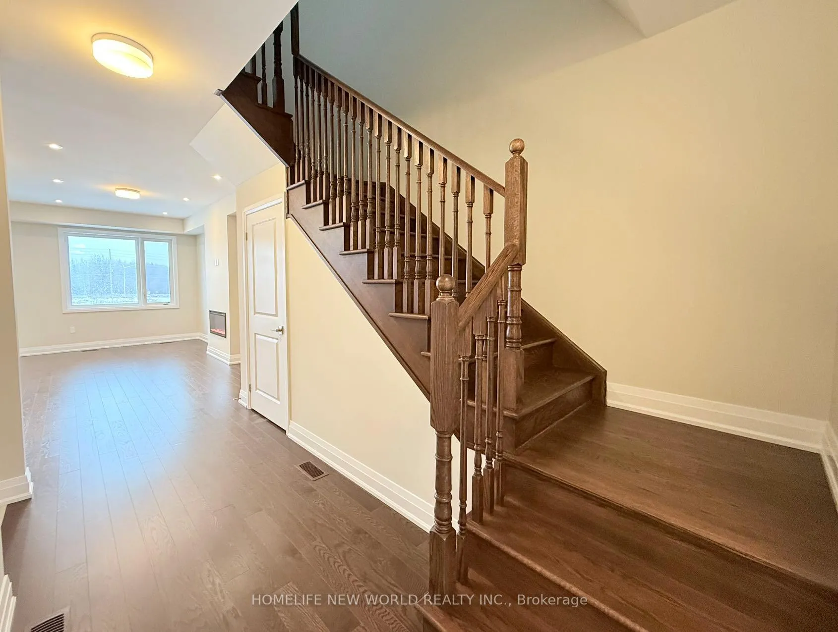 Photo 15 of 805 Smoothwater Lane, Pickering, Rural Pickering — HOMEH