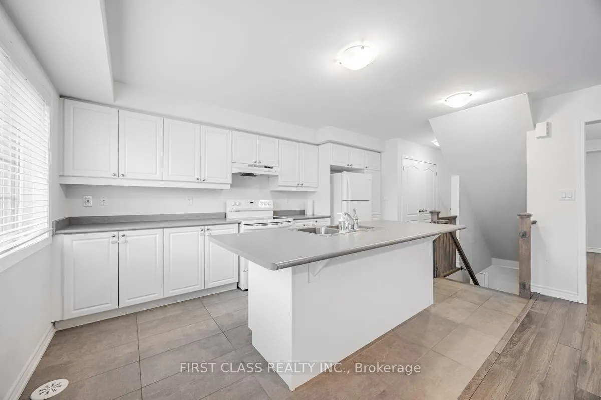 Photo 12 of 23 Bluegill Crescent, Whitby, Lynde Creek — HOMEH